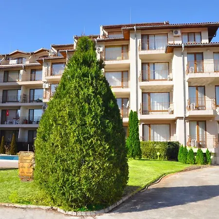 La Playa Apartment Nesebar